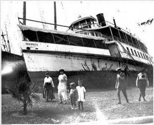 Steamboat Favorite aground in Plant Park, Credit: State Archives of Florida
